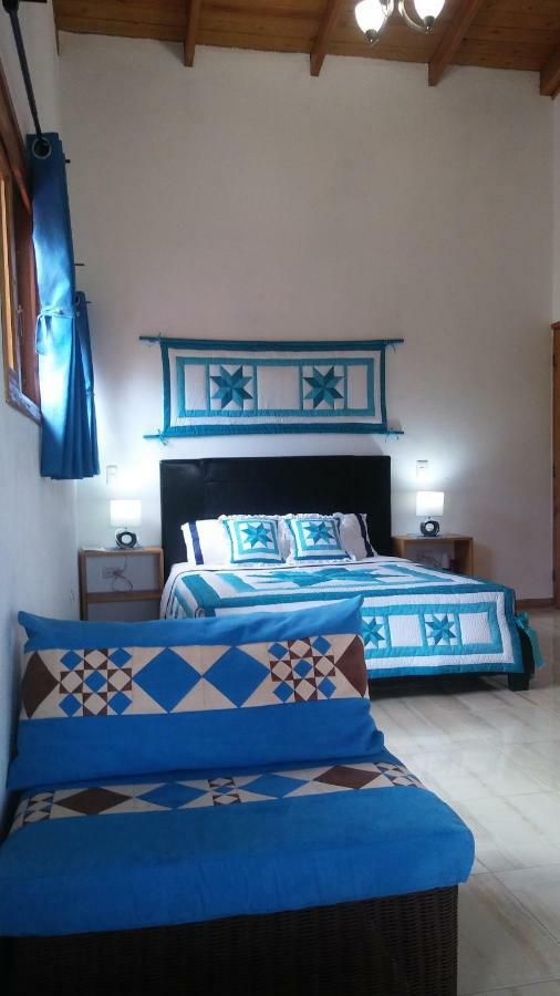 Cat-B&B Mi Hogar Jarabacoa Bagian luar foto